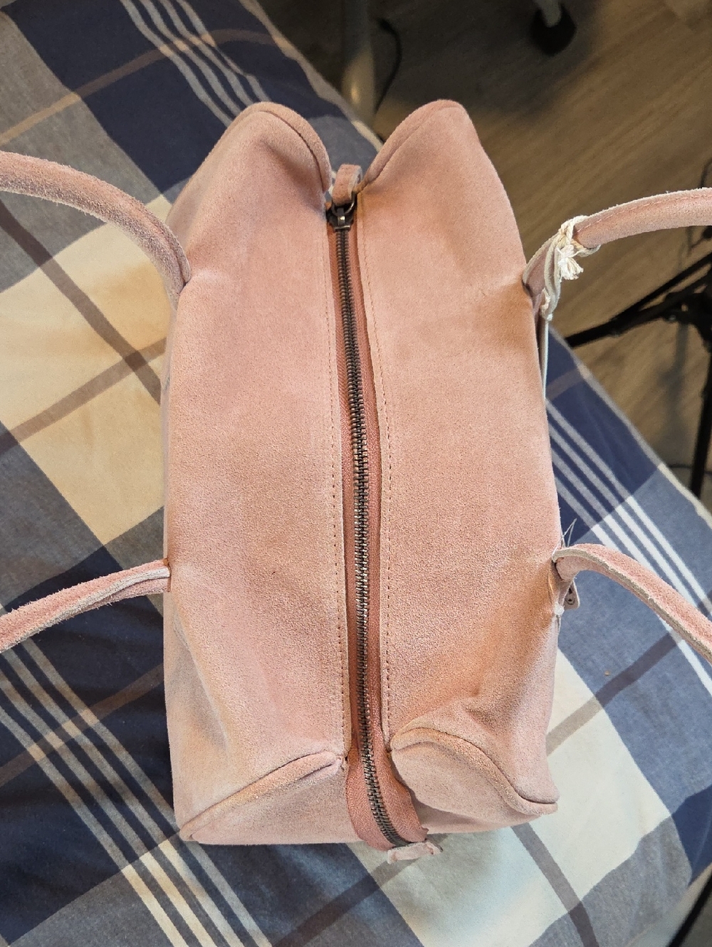 Sierra Suede Shoulder Bag - Picture 4 of 8